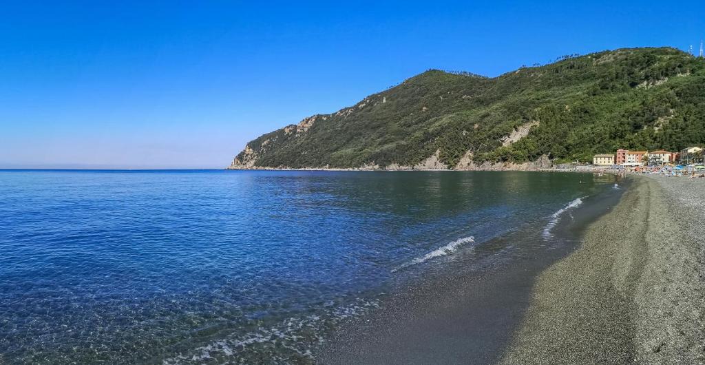 Riva Trigoso Apartment | 097 - Casa Stella a Riva Trigoso, 300 metri da mare e spiaggia, POSTO AUTO PRIVATO GRATIS