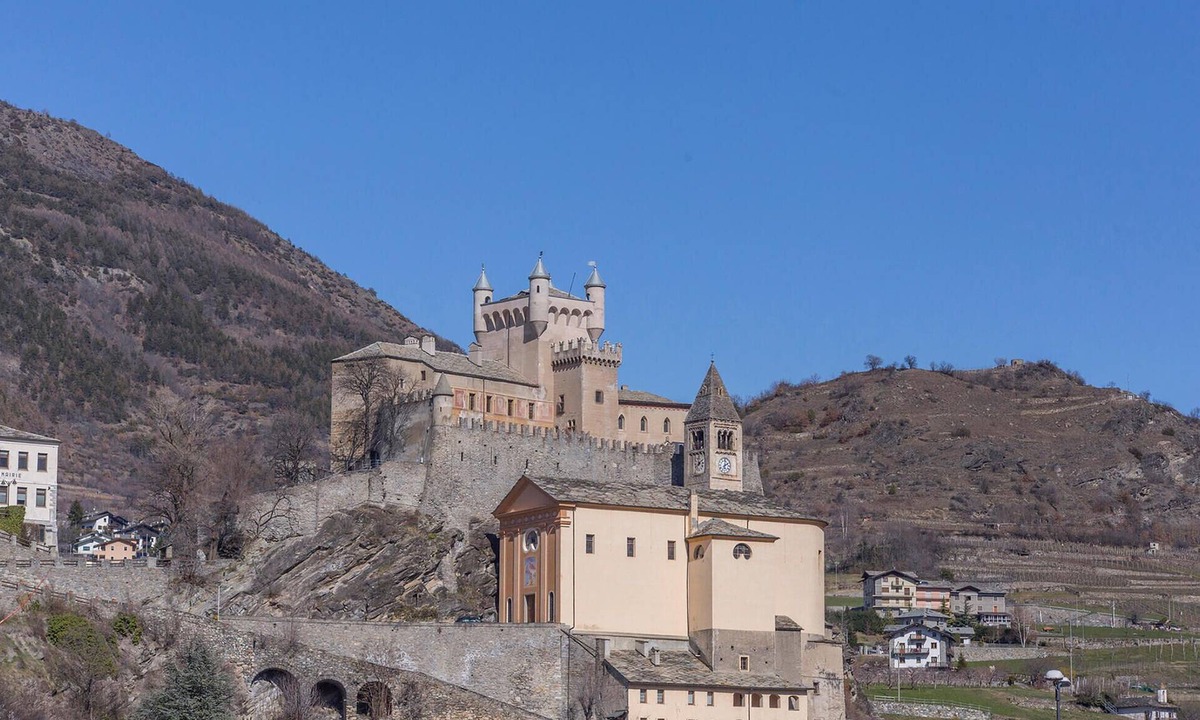 Sarre Apartment | 1 bedroom accommodation in Sarre AO