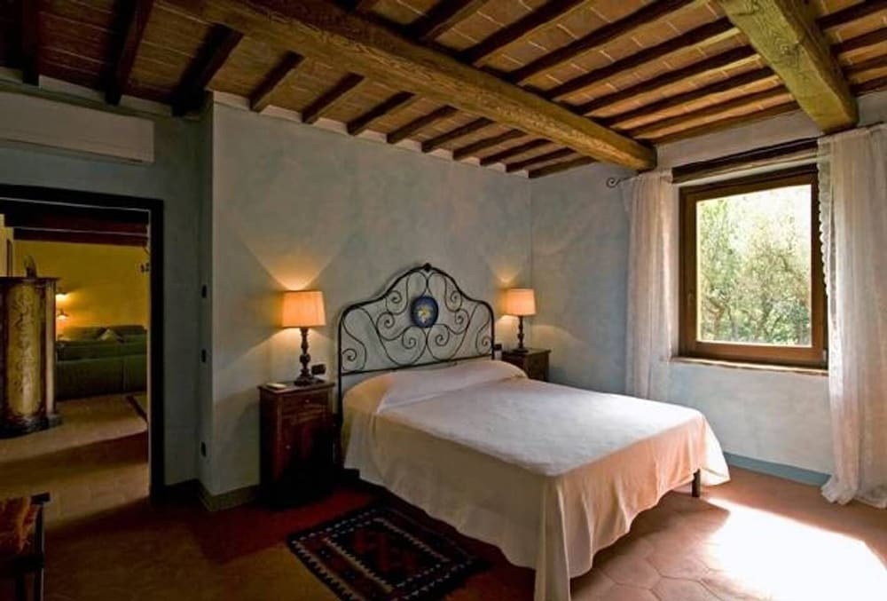 Paciano Apartment | 1 bedroom stunning apartment Umbria