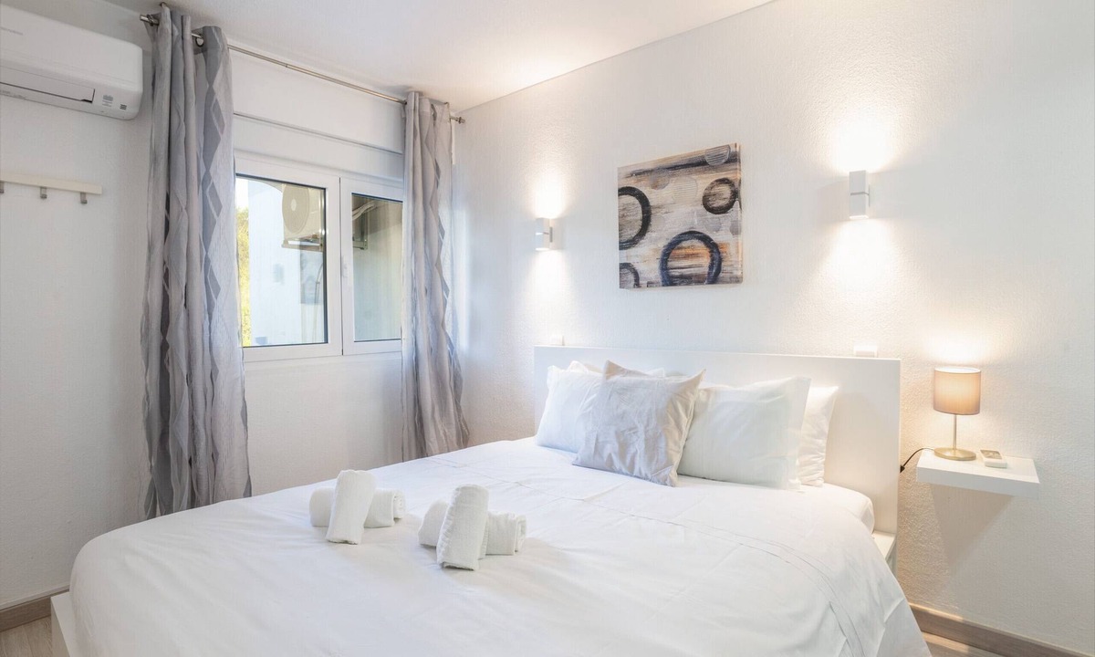 Montechoro Ski Chalet | #109 Zélio House by Home Holidays