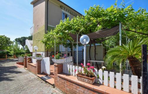 Rosignano Solvay Apartment | 2 Bedroom Nice Apartment In Rosignano Solvay