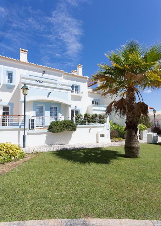 Budens House | 2 Bedroom Townhouse Quinta da Encosta Velha