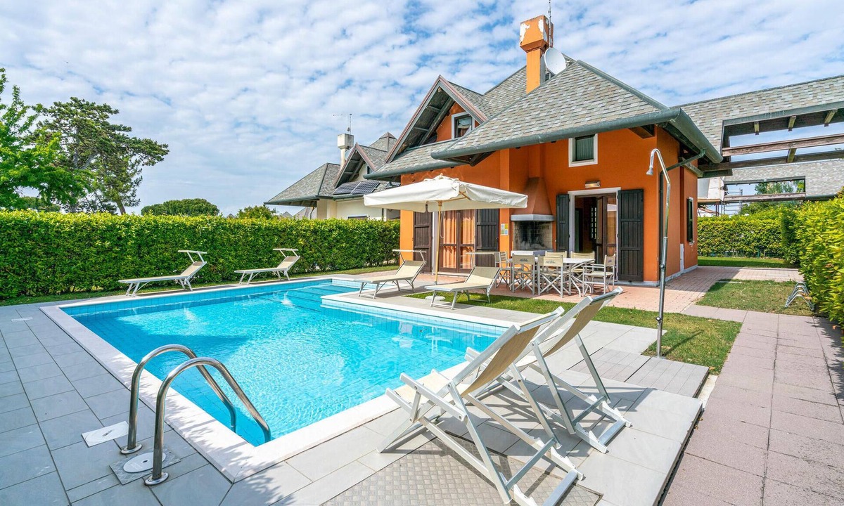 Isola Albarella House | 3 bedroom awesome home in Albarella RO