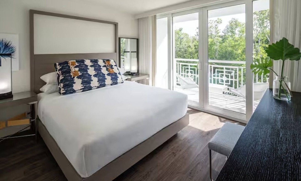 Rock Harbor Resort | 3 Island Resort Stay Featuring Junior Suites in Coconut Wing