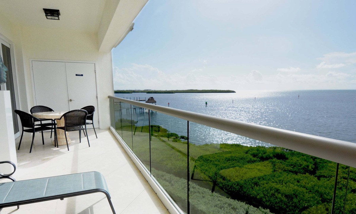 Rock Harbor Condo | 333 Mariners Club - 3 bedroom condo with panoramic ocean views