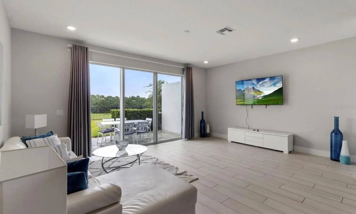 Reunion Villa | 3BR Reunion Townhome, 10 min to Disney