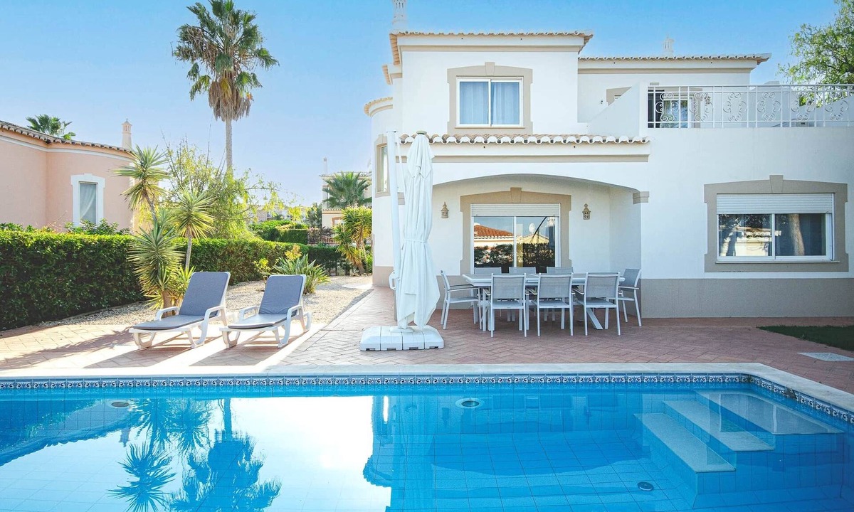 Penina Villa | 4 Bedroom Villa on Oasis Parque, Alvor