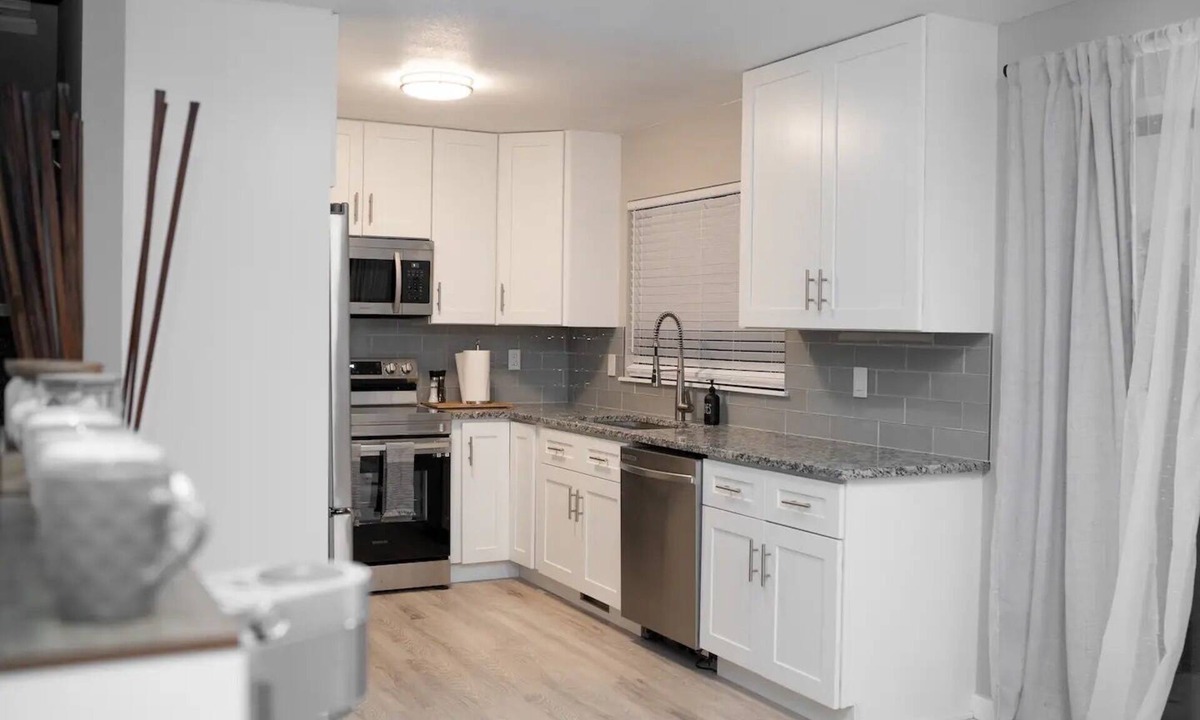 Walnut Grove House | 4BD/3.5B Arcade Play & Stay Home. It's a Stay and Play-land