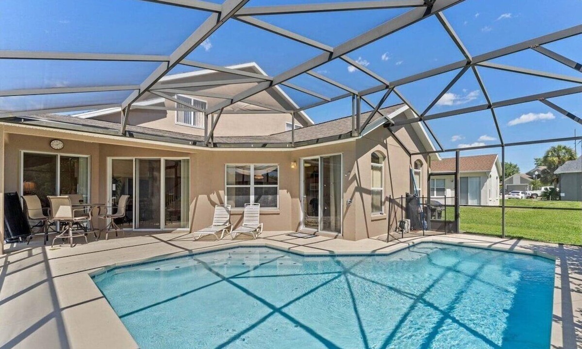 Tuscan Ridge Villa | 5BR Disney Escape | Private Pool & 2 Lounges
