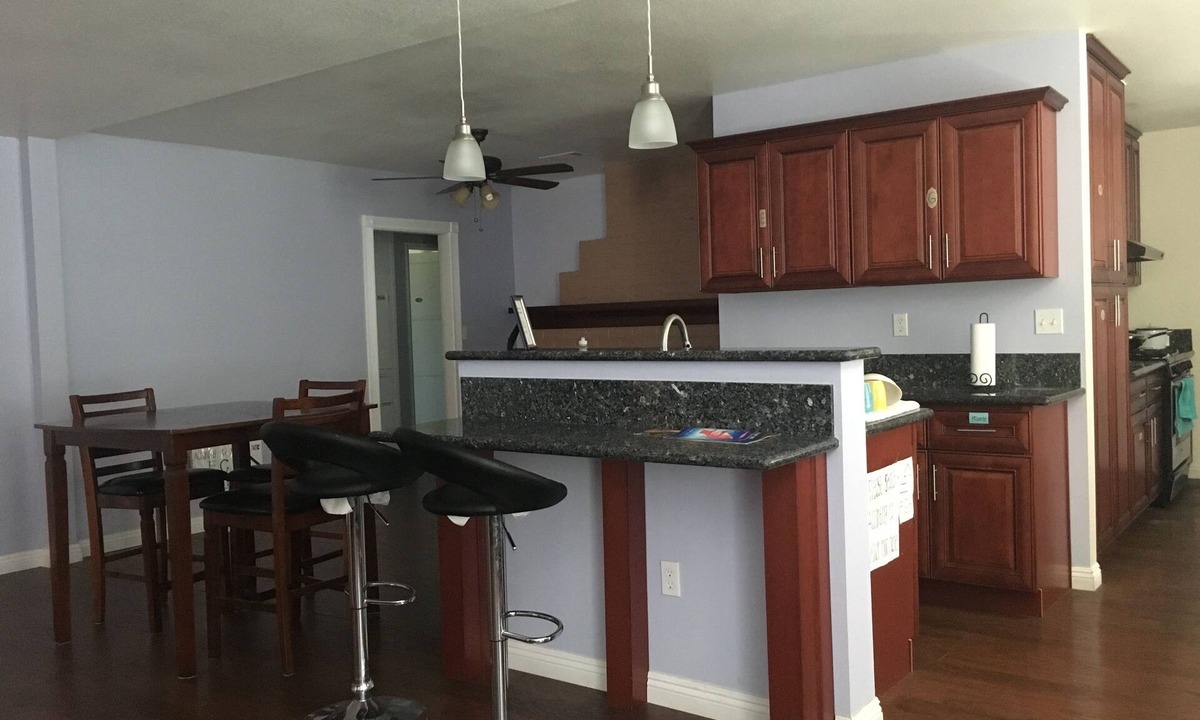 Riverside Bed & Breakfast | 7767 Sweet Rnch Cir