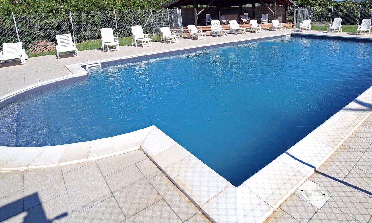 Bolgheri Apartment | 8-person apartment with pool on Tuscan farm near the sea and Bolgheri!