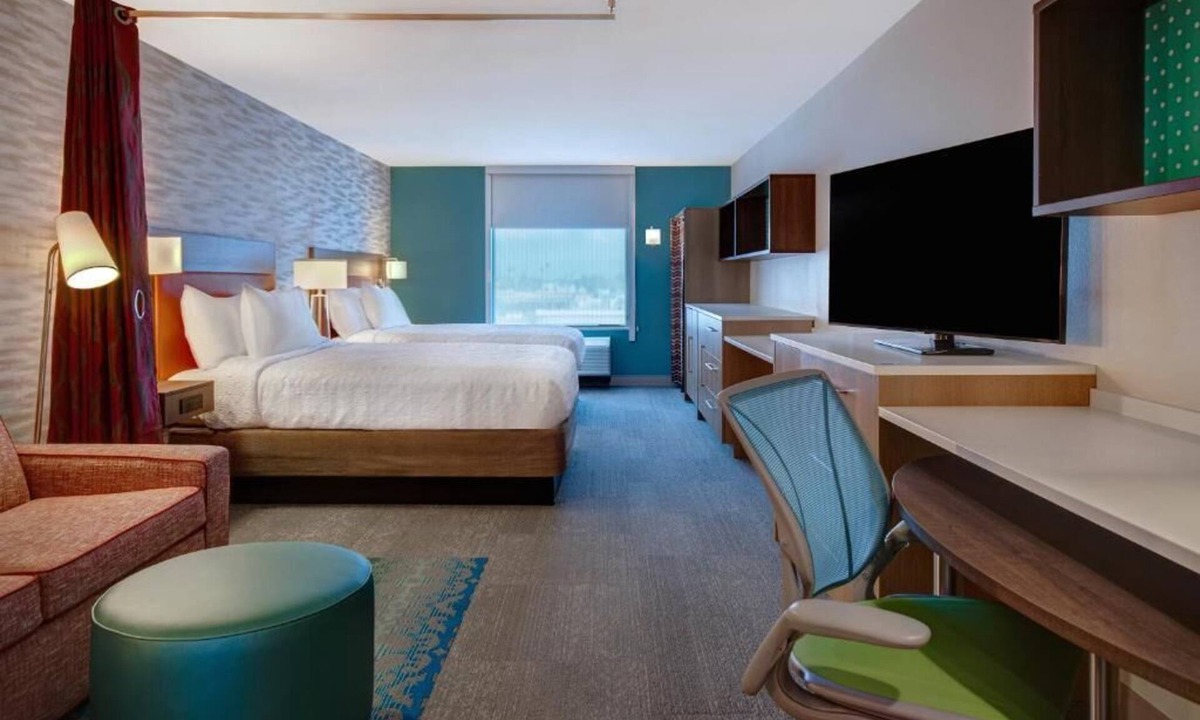 Garden Grove Hotel | A Place To Reconnect! 4 Spacious Units, Parking, Pets Allowed, Free Breakfast!