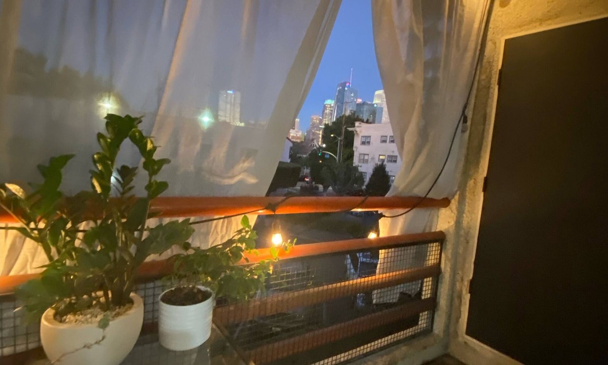 Pico-Union Condo | Adorable 1-bedroom condo with AC in lively downtown Los Angeles