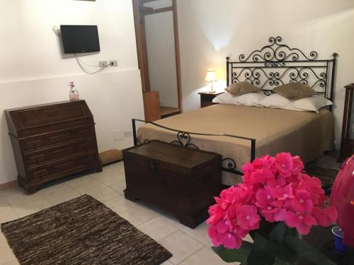 Gubbio House | Affittacamere Mirella