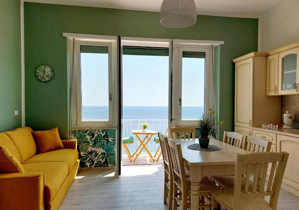 Torre del Mare Apartment | Affitti Brevi Liguria - Una finestra sul mare Home2