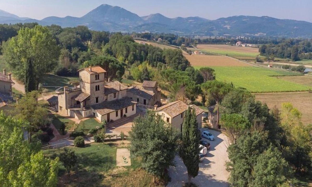 Montone Apartment | Agriturismo Borgo Pulciano in Montone
