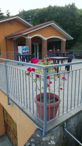 Carro House | Agriturismo Ca' del Monte