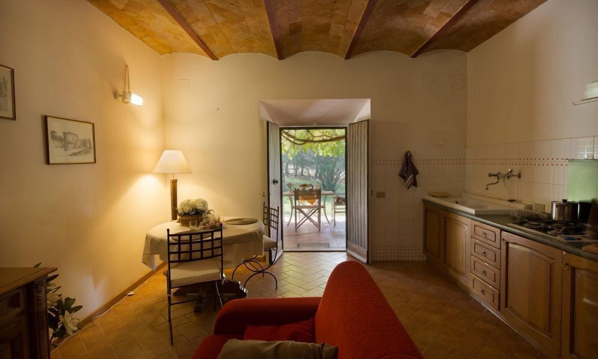 Pomarance Apartment | Agriturismo in Toscana- Trilo 4/6 p. pool wifi garden parking restaurant - San Carlo Trilo2
