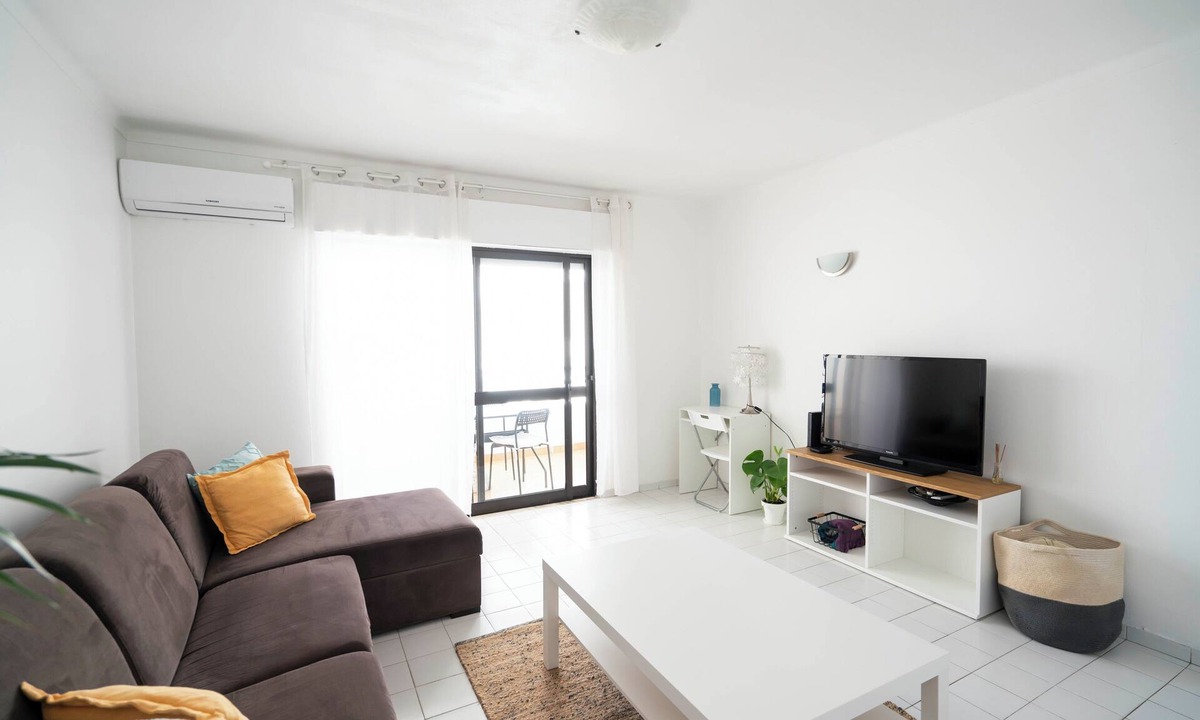 Areias de Sao Joao Apartment | Albufeira apartment suite Velamar