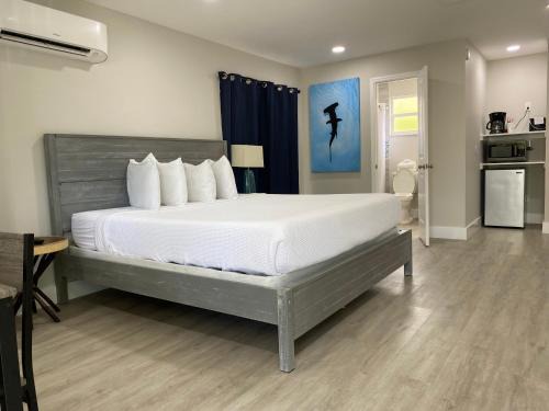 Key Largo Hotel | Amoray Dive Resort