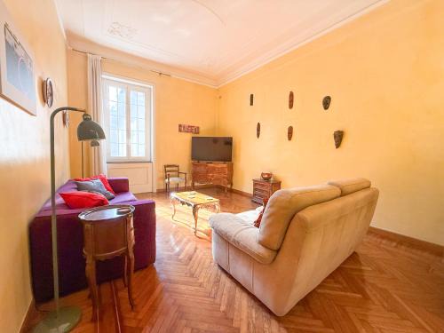 Genoa Apartment | Ampio Quadrilocale - 50metri Stazione Treni