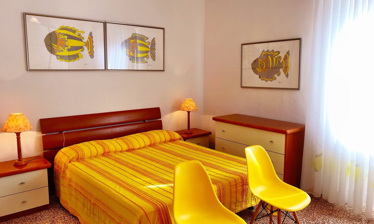 Castiglione della Pescaia Apartment | apartment with parking space a few steps from the sea (Cavour 1)