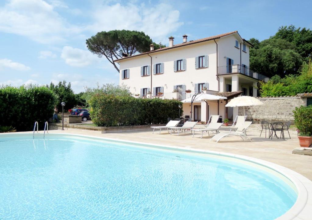 Caprarola Apartment | Apartment Casale Zuccari-2 by Interhome
