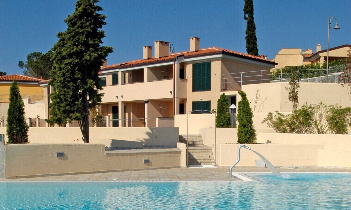 Cogoleto Apartment | Apartment in Cogoleto with pool