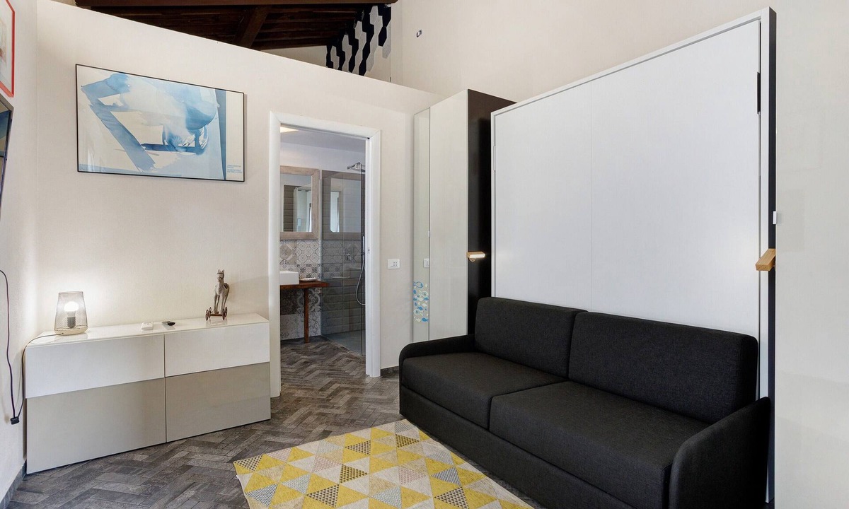 Fosdinovo Apartment | Apartment 'Incantevole - Fosdinovo' with Mountain View, Wi-Fi and Air Conditioning