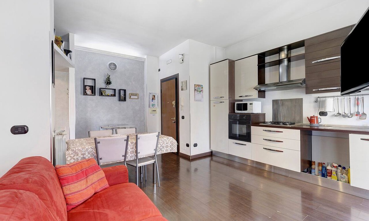Quartiere XXVII Primavalle Apartment | Apartment 'Pinetina Roma' with Balcony, Wi-Fi and Air Conditioning