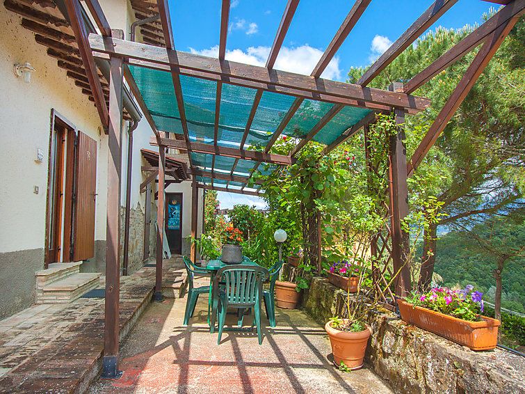 Bettona Apartment | Apartment Sambrone in Passaggio di Bettona - 3 persons, 1 bedrooms
