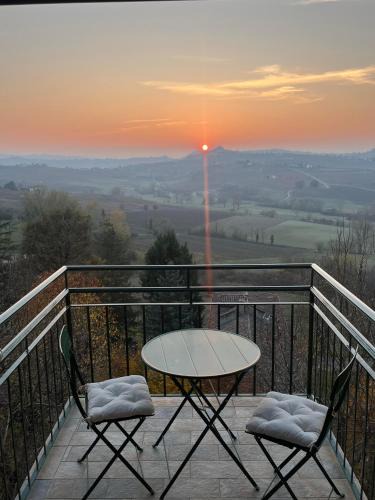 Agliano Terme Apartment | Appartamento panoramico in collina