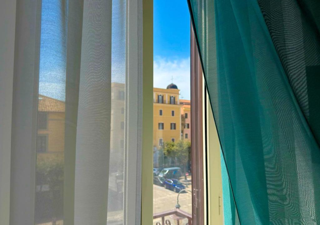 Nettuno Apartment | ARTEMISIA APARTMENT - Elegant spacious flat in NETTUNO City Center, just steps from the Sea, Beaches, Marina, Train&Bus Station
