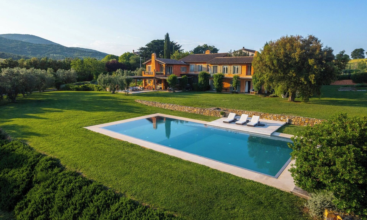 Capalbio House | Author's villa with two pools in Capalbio