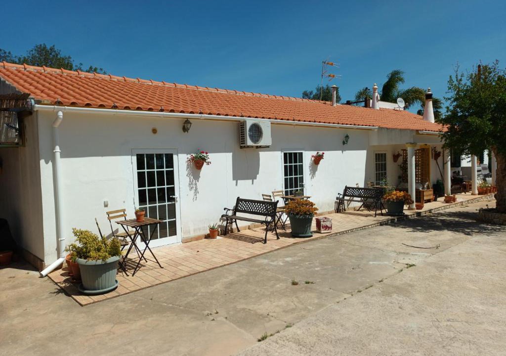 Messines de Baixo Bed & Breakfast | B&B Quinta da Romãzeira