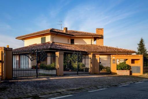 Santa Paola House | B&b Serena