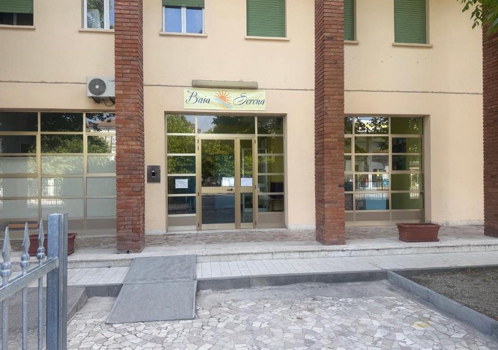 Igea Marina Hostel | Baia Serena Beach House