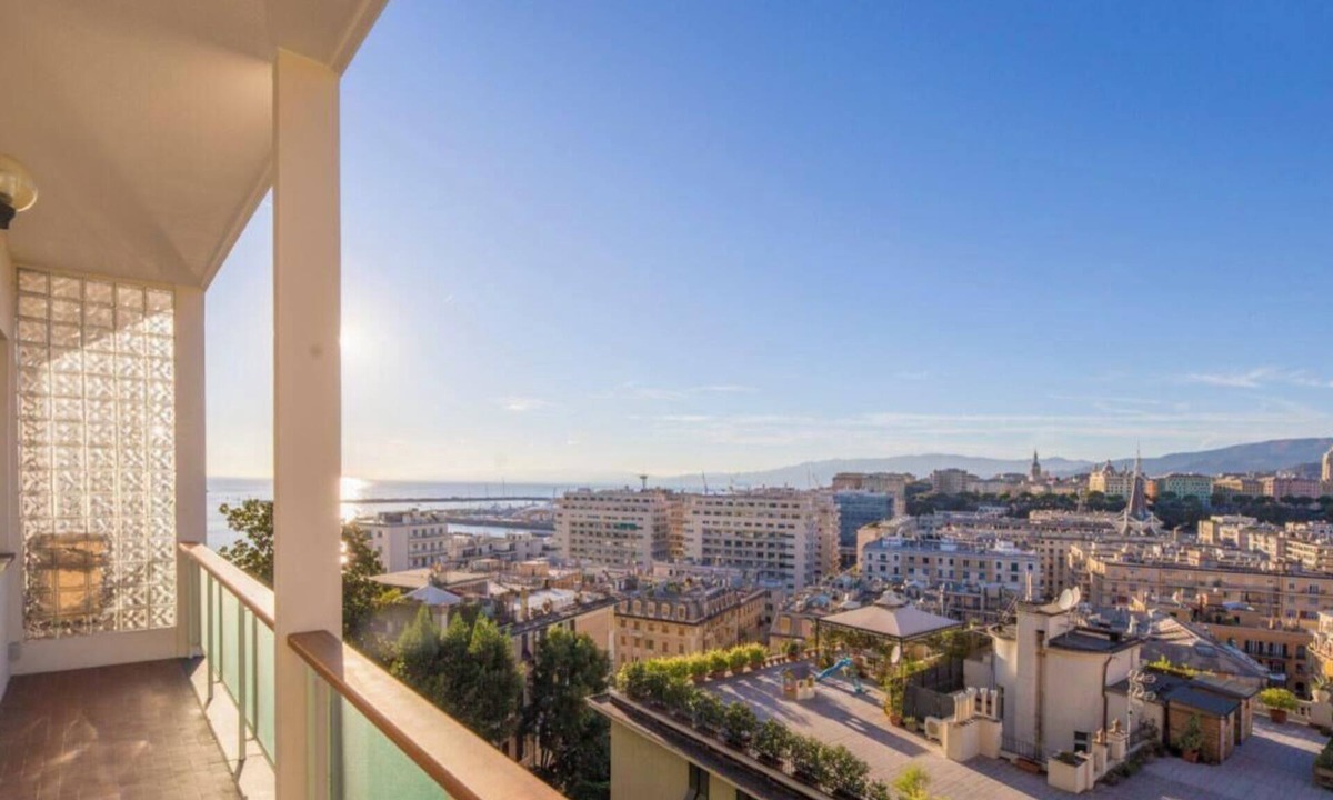 Albaro Apartment | Beach 8M| 2BR| Parking by Tilo