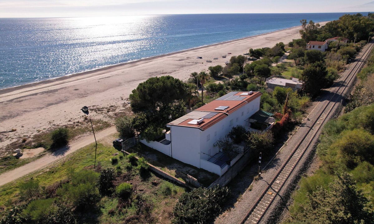 Condofuri House | Beach direct access and relaxation