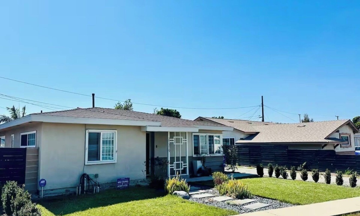West Carson House | Beautiful 3-bedroom house in Torrance