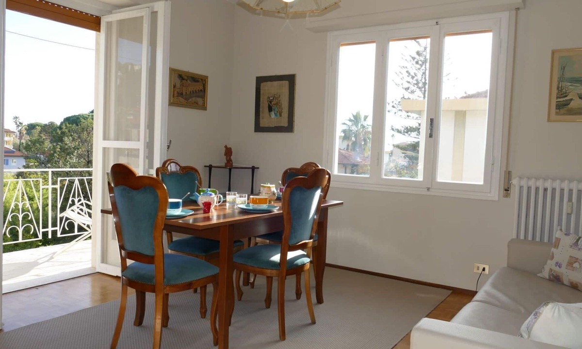 Bordighera Apartment | Beautiful apartment for 5 people with WIFI, TV and balcony