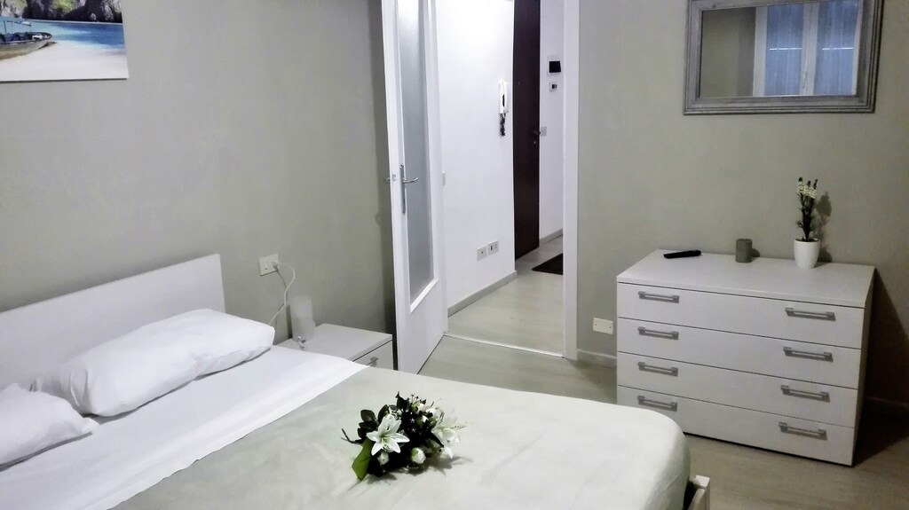 La Spezia Historic Centre Apartment | Beautiful apartment near the station .The 5 Terre in just 7 minutes!