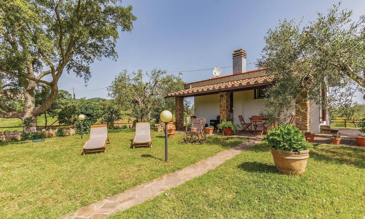 Caldana House | Beautiful home in Gavorrano GR with WiFi