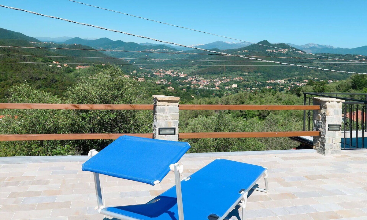 Villanova d'Albenga Apartment | Beautiful apartment for 6 guests with A/C, WIFI, TV and terrace