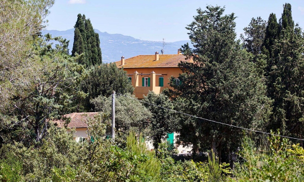 Gavorrano Villa | Beautiful private villa for 11 people with private pool, WIFI, TV, balcony and panoramic view