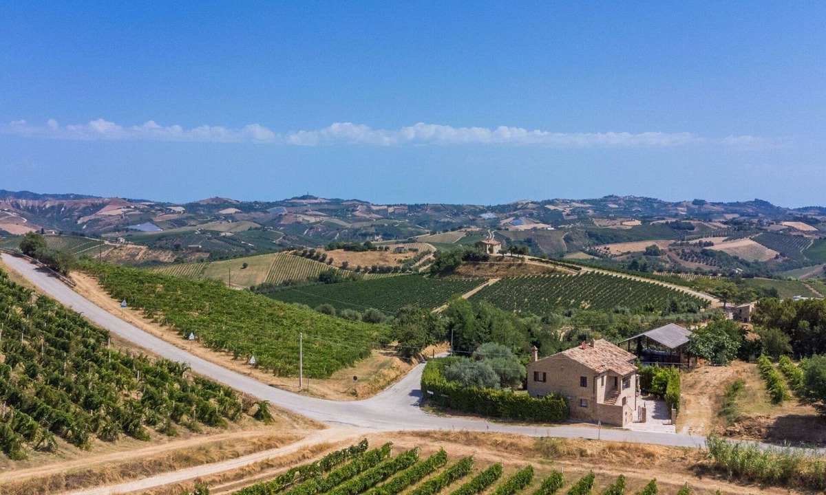 Castorano House | Beautiful private villa for 4 people with terrace and panoramic view