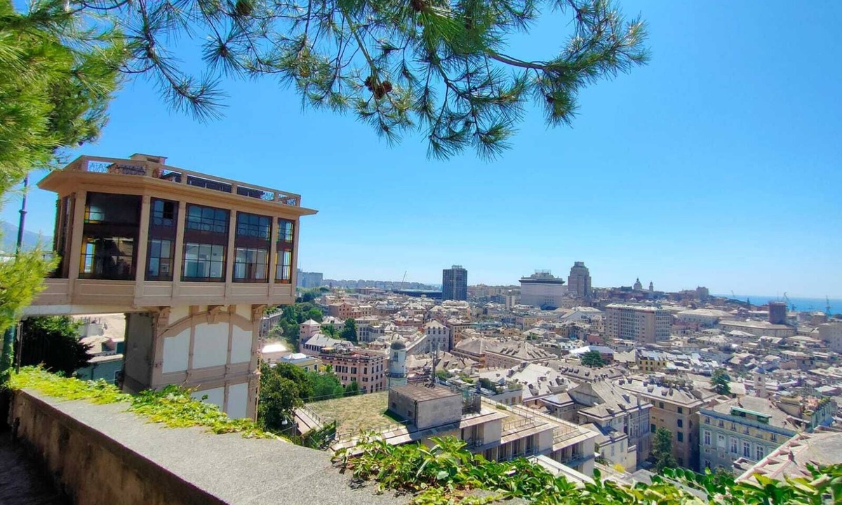 Castelletto Apartment | Belvedere da Spianata: vantage point, close to downtown and convenient to bars/shops
