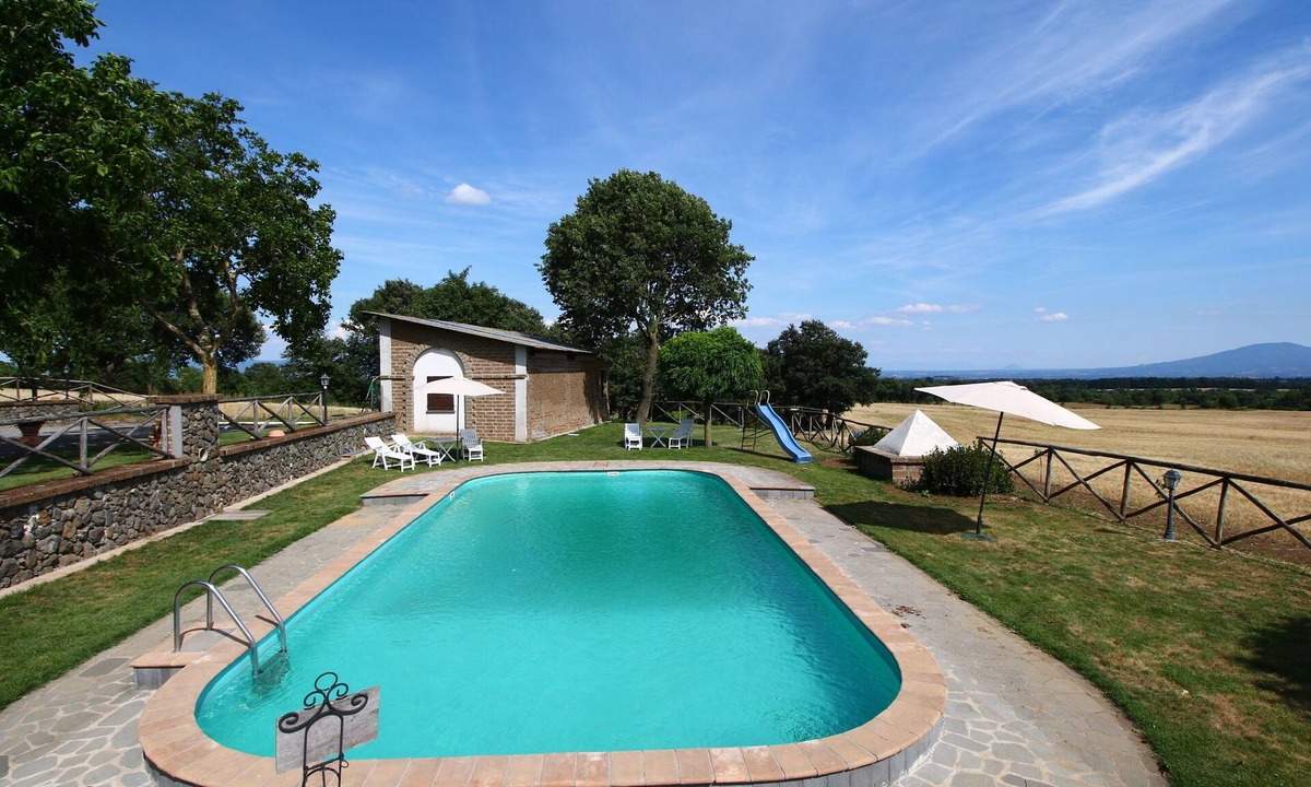 Bagnoregio House | Belvilla by OYO Farmhouse with Private Pool