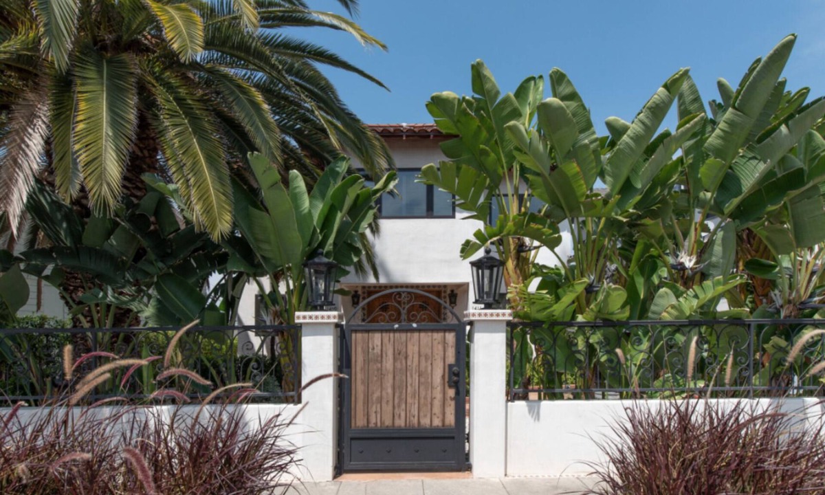 Elysian Heights House | Best Location in L.A. - Postcard Views!