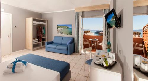 Porto Santo Stefano Hotel | Bike&Boat Argentario Hotel